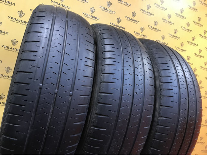 Nexen Roadian CT8 215/65 R17 104T