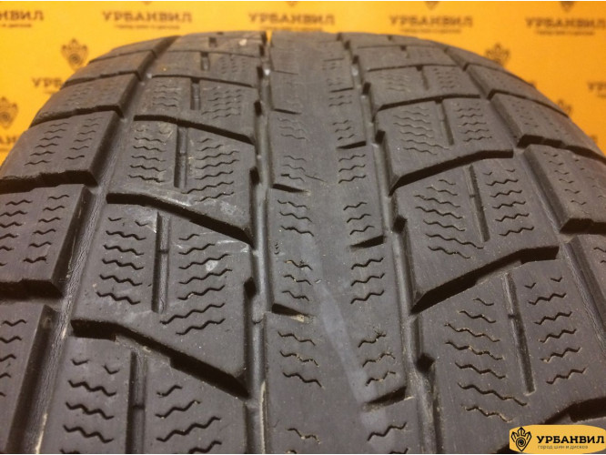 Dunlop Winter Maxx SJ8 235/65 R17