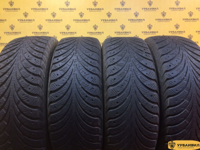 Goodyear UltraGrip Extreme 205/60 R16 92T