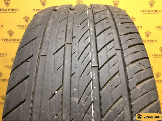 Ovation VI-388 215/55 R17 98W