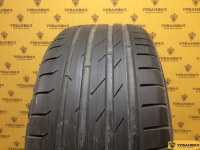 Nokian Tyres Hakka Black 235/45 R18 98W