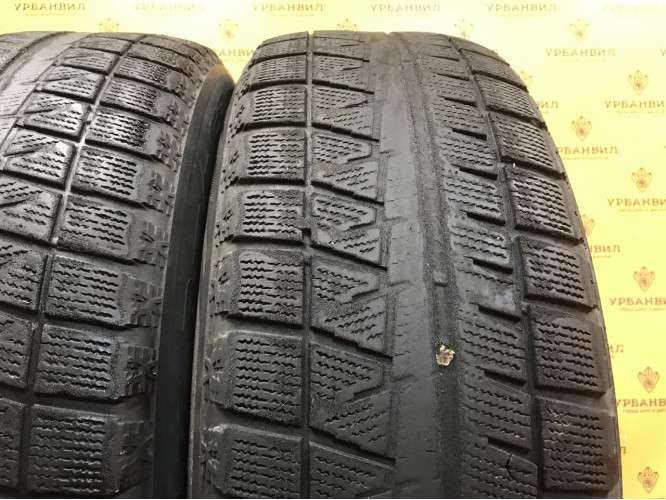 Bridgestone Blizzak Revo GZ 215/65 R16 98S