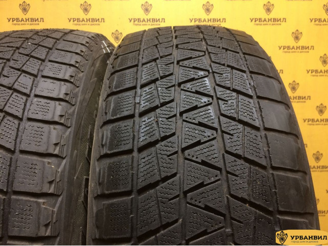 Bridgestone Blizzak DM-V1 235/60 R18 107R