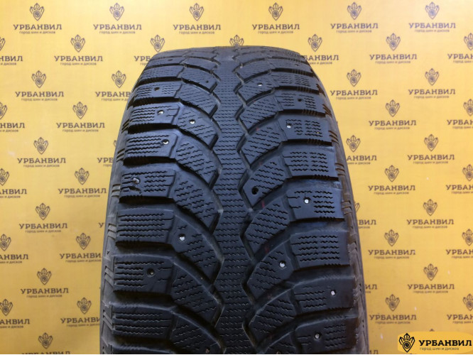 Bridgestone Blizzak Spike-01 235/60 R18 107T