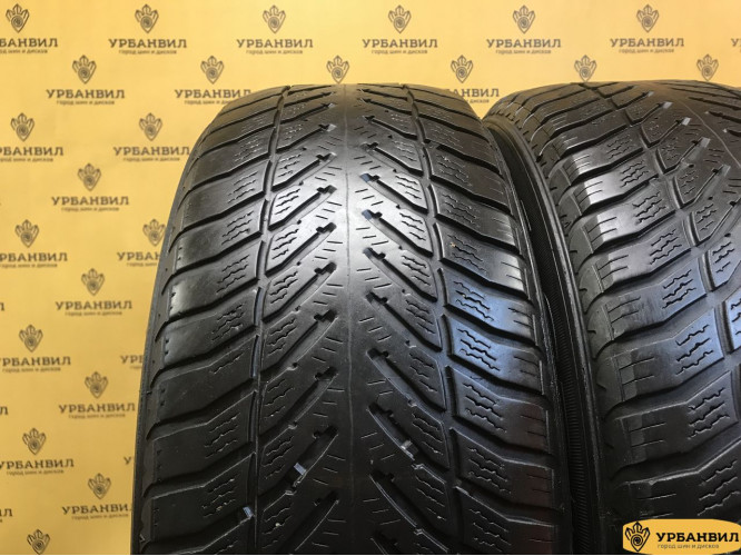 Goodyear Wrangler Ultra Grip 235/65 R17