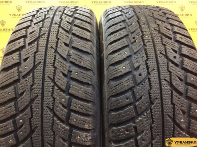 Kumho I'Zen RV Stud KC16 225/65 R17 106T