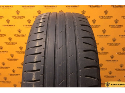 Nokian Tyres Hakka Z 215/60 R16