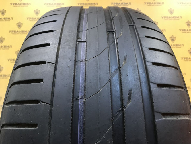 Nokian Tyres Hakka Black 2 SUV 255/50 R19