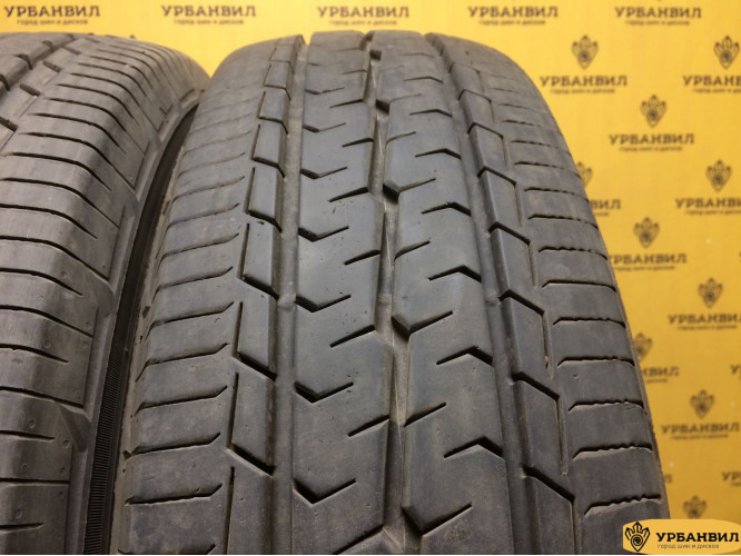 Toyo NanoEnergy Van 205/75 R16C 113/111R