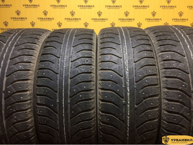 Bridgestone Ice Cruiser 7000 225/60 R17 103T