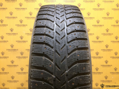 Bridgestone Ice Cruiser 5000 225/65 R17 102T