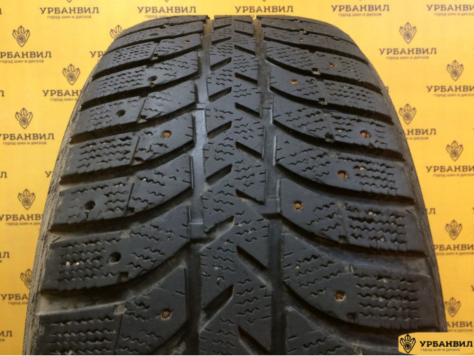 Bridgestone Ice Cruiser 5000 225/55 R17 97T