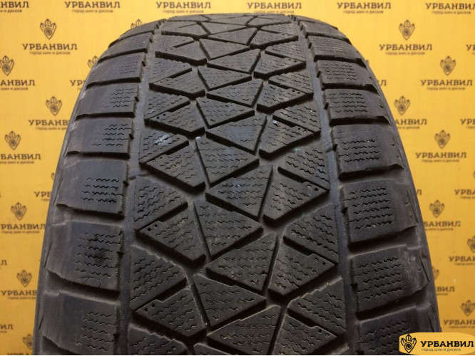 Bridgestone Blizzak DM-V2 255/55 R18 109T