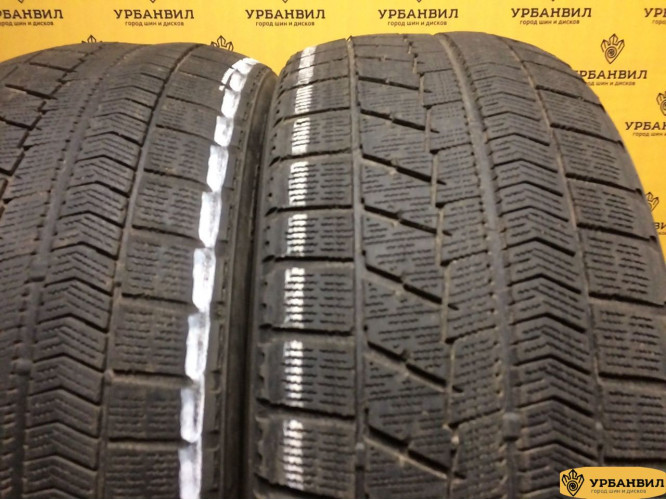 Bridgestone Blizzak VRX 215/50 R17 91S