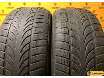 Nokian Tyres Hakka Sipe WR 235/55 R17