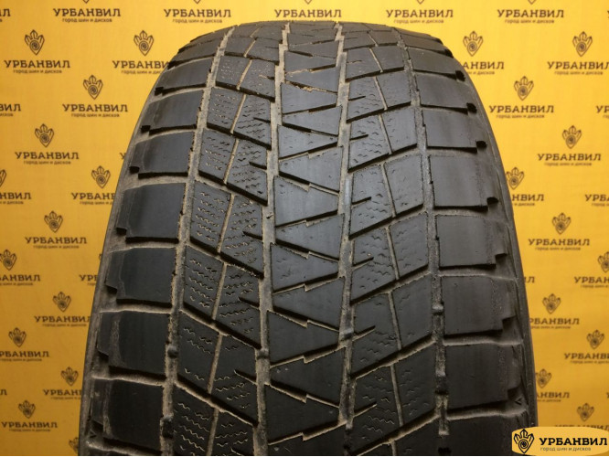 Bridgestone Blizzak DM-V1 265/50 R20 106R