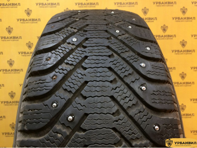 Goodyear UltraGrip 500 235/65 R17 108Т