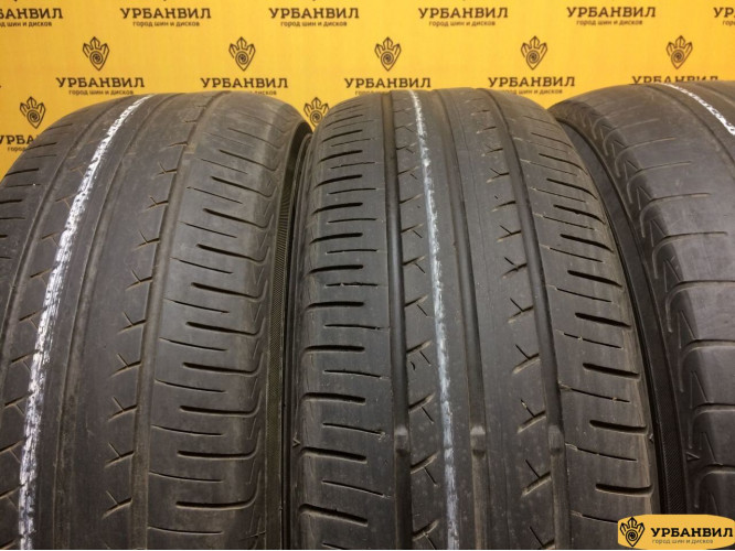 Yokohama BluEarth AE01 185/60 R15 84H