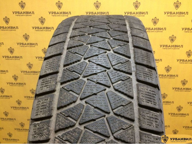 Bridgestone Blizzak DM-V1 245/70 R16 107R