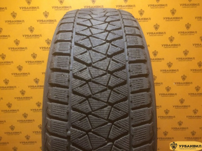 Bridgestone Blizzak DM-V2 235/55 R19 105T