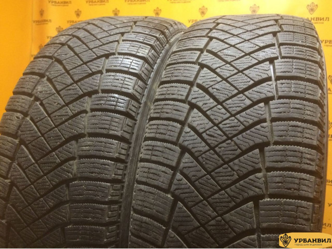 Pirelli Ice Zero FR 225/60 R17