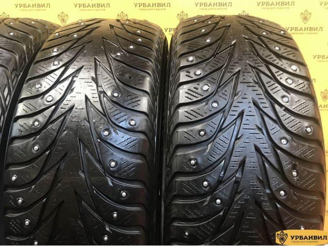 Yokohama Ice Guard IG35 215/60 R16 99T