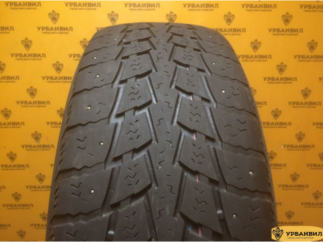 Kumho Power Grip KC11 235/65 R17 108Q