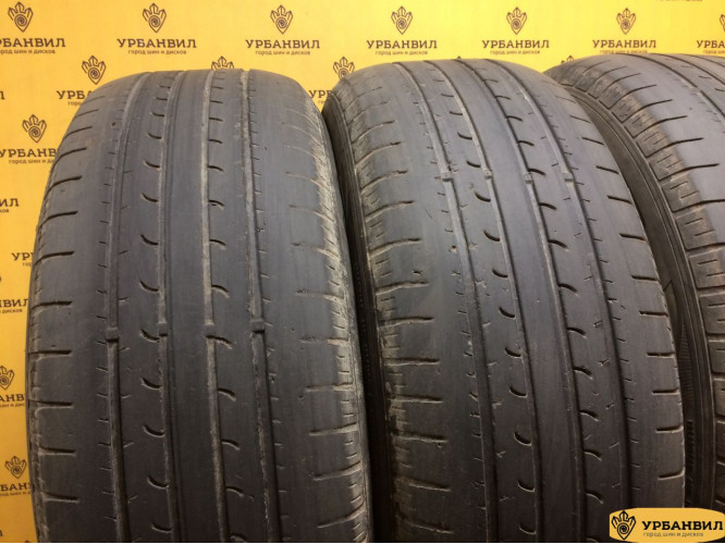 Goodyear EfficientGrip SUV 4x4 215/60 R17 96H